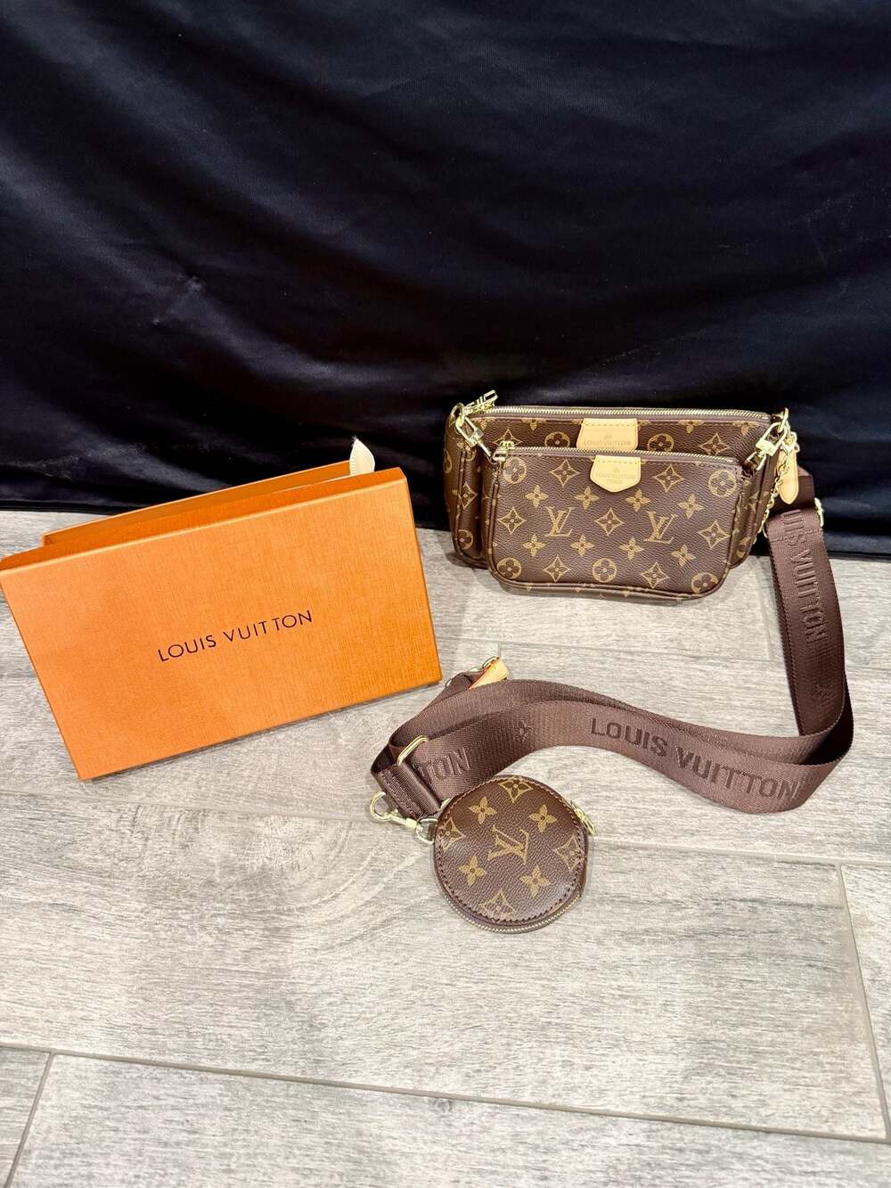 ***NEW*** Elegant 3 Piece Crossbody Brown Leather Set